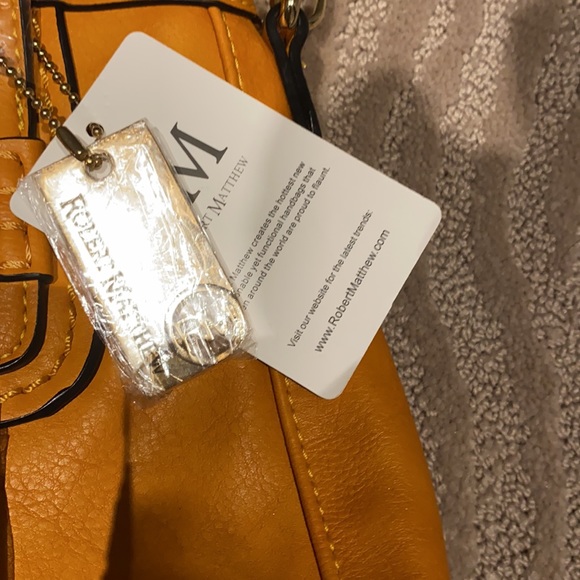 NEW ROBERT MATTHEW BAG. TAGS - Picture 3 of 4